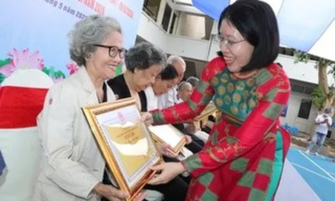 TPHCM: Phường Phú Nhuận chúc thọ hơn 1.000 người cao tuổi