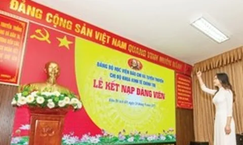 Hướng dẫn mới của Ban Bí thư về thẩm tra lý lịch người vào Đảng