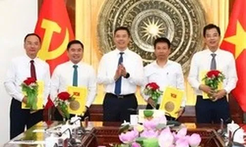 Thanh Hóa tiếp nhận, bổ nhiệm nhiều lãnh đạo cấp sở, ngành
