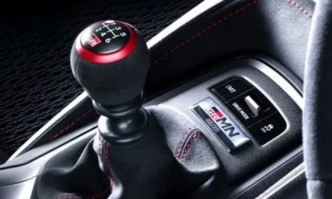 Toyota muốn xe điện lái như xe số sàn, nhả côn sai bị giật cục, chết máy