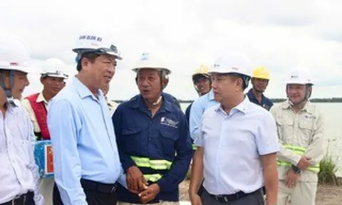 Bộ trưởng Bộ Xây dựng nói về hệ lụy khi người lao động "nhảy" việc liên tục