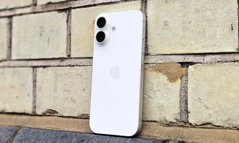 Đừng chờ đợi iPhone 18 trong năm nay