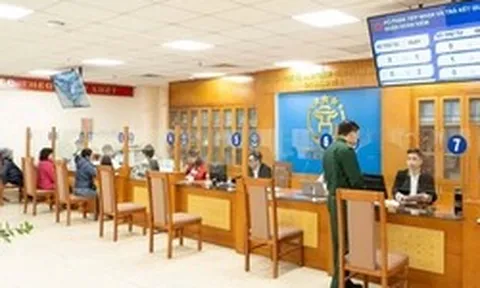 Vụ yêu cầu cụ bà gần 100 tuổi lên phường làm thủ tục hành chính ở Hà Nội: Cán bộ đến tận nhà xin lỗi