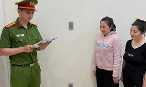 Ra quyết định khởi tố Giám đốc Phan Thị Hằng và kế toán Nguyễn Thị Nhung
