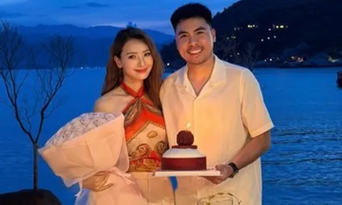 MC Huyền Trang và cầu thủ Đức Huy báo tin vui