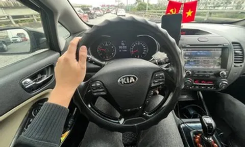 Vì sao hệ thống Cruise Control vắng bóng trên hầu hết ô tô số sàn?