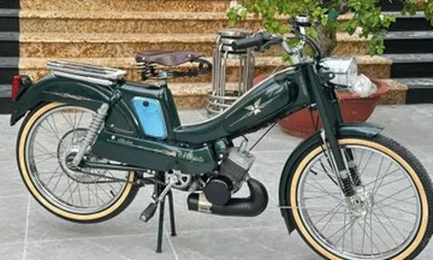 Xe đạp máy Mobylette MBK 881 cổ, chưa đổ xăng giá đắt hơn 140 triệu đồng