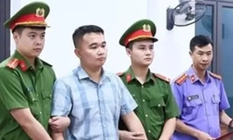 Điểm thi bất thường tại Tuyên Quang: Giữ khẩn cấp thầy giáo để tránh tẩu tán tài liệu, xoá bỏ dấu vết