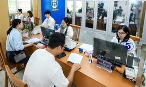 Chuyên gia, luật gia, doanh nhân tiêu biểu được xét tiếp nhận vào viên chức