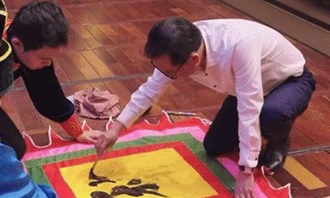 NSND Trung Hiếu khoe tài lẻ, MC Mai Ngọc yên bình trong biệt thự nhà chồng ở Bắc Ninh