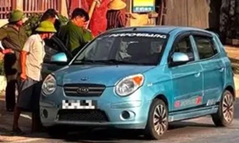 Phát hiện hai người đàn ông tử vong trong ô tô đỗ ven quốc lộ 32