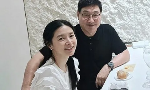 Nàng Dae Jang Geum tuổi 55 giàu có, viên mãn bên chồng đại gia hơn 20 tuổi