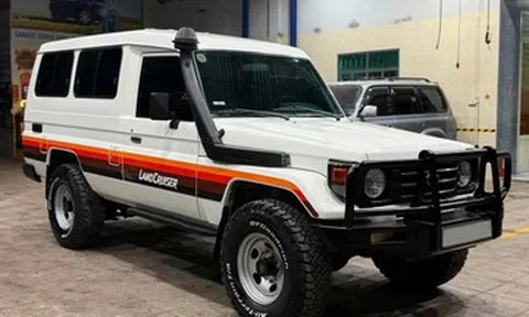 9x tay ngang chi 200 triệu 'dọn zin' xế cổ Toyota Land Cruiser huyền thoại