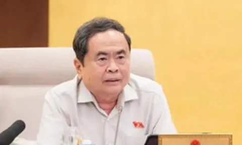 Ủy ban Thường vụ Quốc hội xem xét công tác nhân sự theo thẩm quyền