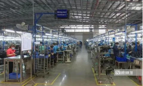 Từ 10/9, doanh nghiệp có từ 1.000 lao động nữ phải làm phòng vắt, trữ sữa mẹ