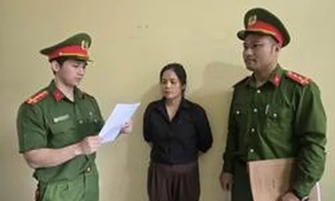 Quyết định khởi tố chủ nợ Đặng Thị Ghi 45 tuổi