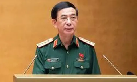 Đại tướng Phan Văn Giang trình đề xuất sửa chức vụ, hạn tuổi sĩ quan Quân đội