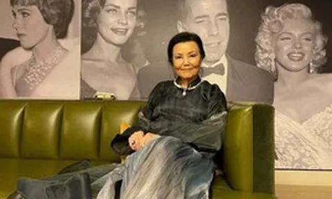 "Tứ đại mỹ nhân Sài Gòn" đình đám một thời từ Mỹ về Đà Nẵng, U90 vẫn thần thái, trẻ đẹp