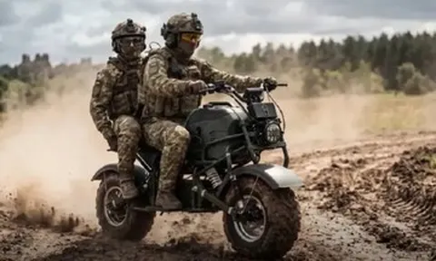 Ukraine đưa vào chiến trường xe máy điện chống mìn, kiêm trạm phát điện di động