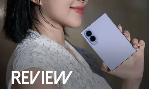 Review Galaxy Z Fold8: Samsung sửa sai cho điện thoại gập