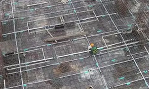 Xe tự chế rơi từ tầng 19, đè chết người ở Bắc Ninh