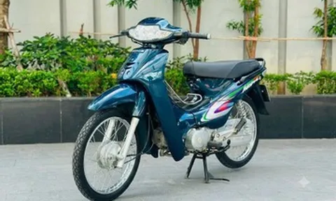 Honda Wave Alpha đời 2004 dọn kiểng giá đắt hơn xe mới
