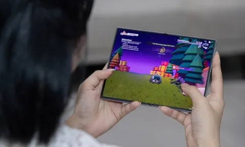 Sau 7 năm, Samsung Fold đã vượt doanh số chiếc Note10