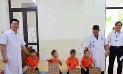 4 cháu bị đánh ở chùa Bầu được người thân đón về quê