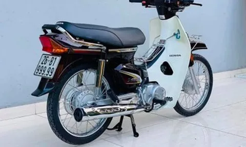 Honda Dream Việt 13 năm tuổi biển ngũ quý 9 được chào giá 245 triệu đồng