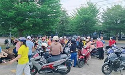 Hơn 1 năm nghỉ việc, hàng trăm công nhân vẫn 'mòn mỏi' chờ công ty 'trả nợ' BHXH