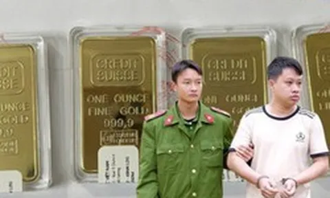 Bắt khẩn cấp Phạm Anh Tiến SN 1992 liên quan 13 lượng vàng giả dán chữ 'Kho bạc Nhà nước'