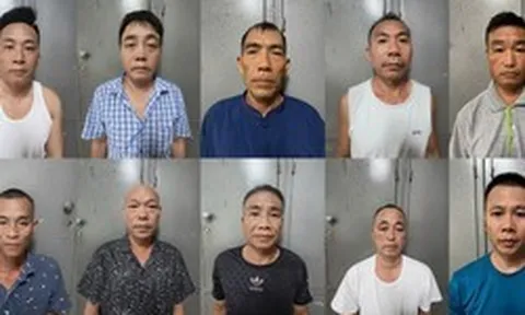 Công an kiểm tra một phòng bếp lúc 22 giờ 50 phút: 10 người bị khởi tố