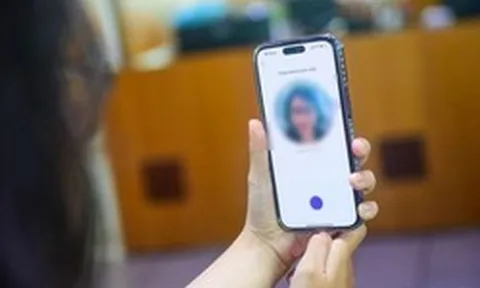 Công an chỉ rõ chiêu lừa đảo sinh trắc học từ camera điện thoại, chiếm đoạt tiền trong tài khoản ngân hàng