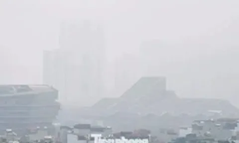 Hà Nội mù mịt trong ngày ô nhiễm không khí đứng thứ hai thế giới