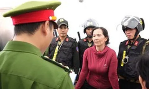 Quyết định bắt Trần Nguyễn Như Phượng 56 tuổi và Phạm Thị Minh Thu 53 tuổi