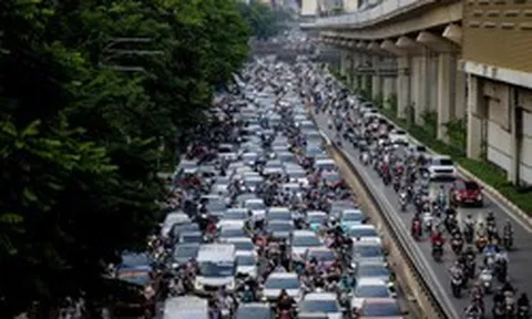 5 ngày nghỉ lễ bắt đầu từ mai: Đường phố Hà Nội và TPHCM lúc này!