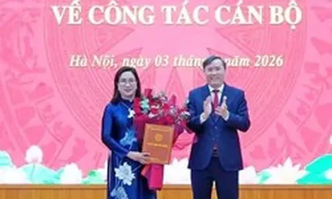 Công bố quyết định của Ban Bí thư về công tác  cán bộ