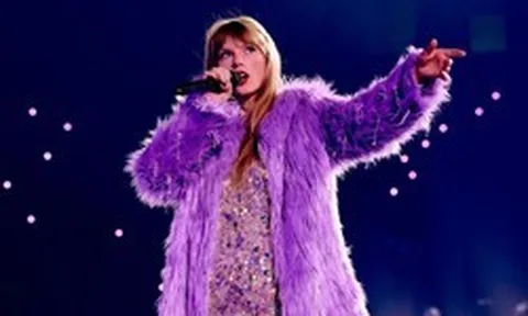 Tìm người bị lừa mua vé The Eras Tour Singapore của ca sĩ Taylor Swift trên mạng