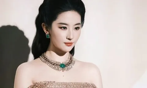 Lưu Diệc Phi cắt hình Hồ Ngọc Hà khỏi ảnh chụp chung: Không chỉ là ồn ào showbiz Việt