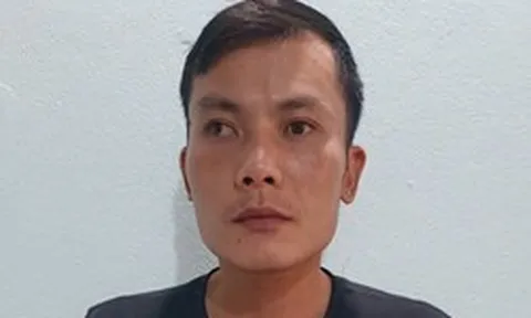 Nguyễn Khắc Đình SN 1995 ra đầu thú