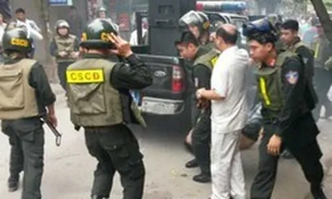 Bắt Lê Tấn Bửu lúc 14 giờ 30, thu giữ 8 lượng vàng SJC, 4.600 USD
