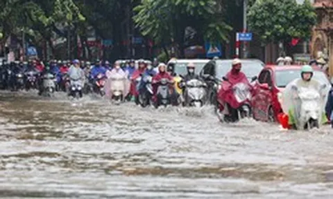 Tin mới nhất về mưa lớn ở Bắc Bộ, Trung Bộ và dự báo thời tiết Hà Nội 10 ngày