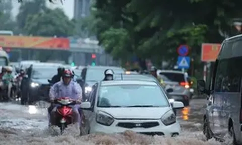 Nguyên nhân Hà Nội ngập sâu hơn 40 điểm