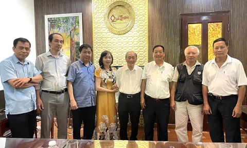 Cuộc thi và triển lãm ảnh “Một thoáng Nông thôn mới Hà Nội” đã lựa chọn được 21 tác phẩm đặc sắc để trao giải và 100 tác phẩm tiêu biểu trưng bày