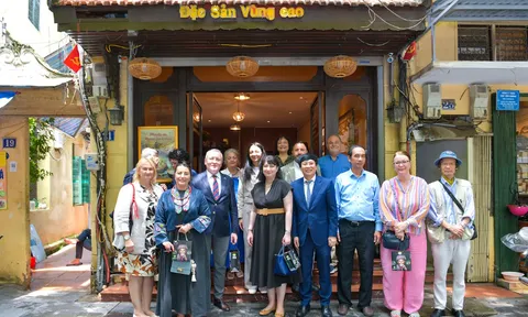 Ngoại giao được vun đắp từ những cánh đồng, giảng đường và bản sắc văn hóa
