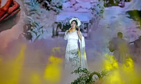 NSƯT Hương Giang làm mới tình khúc “Mùa Xuân Làng Lúa Làng Hoa” của nhạc sỹ Ngọc Khuê